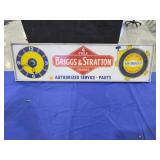Vinatge Briggs & Stratton Light Sign & Clock