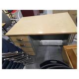 Knee Hole Desk