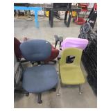 Rolling & Desk Chairs