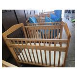 Wooden Baby Crib w/ Mattress