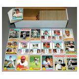 1976 Topps Baseball Lot of 400 Cards