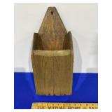 Vintage Wooden Wall Pocket??