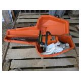 Stihl 024AV Chainsaw w/ Case