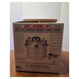 Pressure Cooker w/ Box