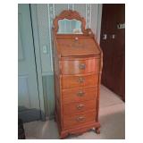 Wooden Drawers w/ Mirror