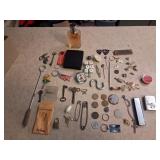 Assorted Keys & Trinkets