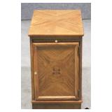 Side Table w/ Magazine Rack