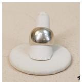 Sz 7.5 Sterling Silver Ring