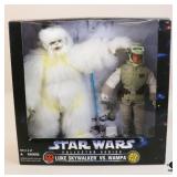 Star Wars Luke Skywalker VS Wampa Collector Series