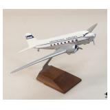 Continental Airlines Resin Plane Figurine