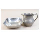 Wilton-Columbia + Serving Ware / 2 Pc