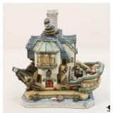 David Winter Cottages Collectible Figurine