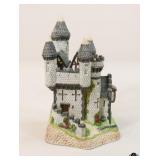 David Winter Cottage Figurine