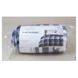 King Size NEW Navy / Plaid Reversible Comforter King Size NEW Navy / Plaid Reversible Comforter