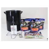 Stockpot, Poultry Stand & Freeze Dried Food Stockpot, Poultry Stand & Freeze Dried Food