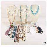 Fashion Bracelets & Necklaces / 22 pc