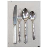 Flatware Set / 32 pc