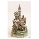 David Winter Cottages Collectible Figurine