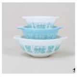 Pyrex Mixing Bowls / 3 Pc