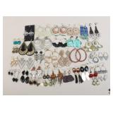 Costume Earrings / 39