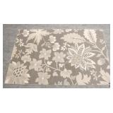 40" x 50" Floral Rug