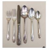 Rogers Brothers "Daffodil" 36pc Flatware Set