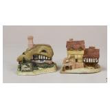 David Winter Cottage Figurines / 2 Pc