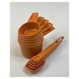Vintage Tupperware Measuring Cup Set