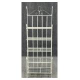 Metal Bakers Rack w / Glass Shelves
