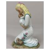 Goebel ï¿½Mother Embracing Childï¿½ Ceramic Figure