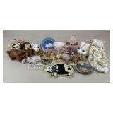 Pig Figurine Assortment / 34 pc