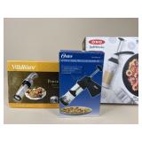 Oster, OXO, VillaWare Cookie Press Sets NIB / 3 pc