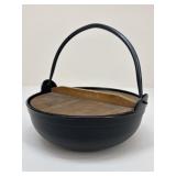 Ishigaki Cast Iron Pot w./ Lid