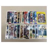 Paul Moltor Baseball Cards/ 25