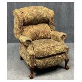 Wingback Recliner by Haining Home Point
