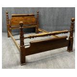 Full/Double Wood Bed