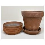 Terracotta Planter & Saucers / 6 pc