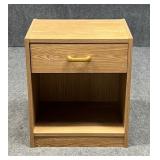 Nightstand w/ Drawer