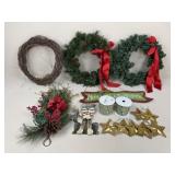 Christmas Decor & Wreathes