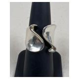 Sz 6 Sterling Silver Ring