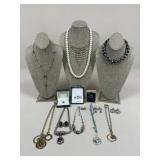 Necklace & Earring Sets/ 16 pc