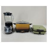 Kitchen Appliances/ Waffle Maker, Blender +