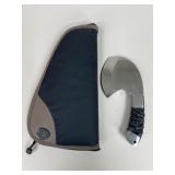 Curved Blade Knife W /  Carrying Case