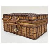 Picnic Basket W/ Dishware