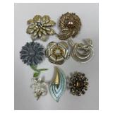 Vintage Brooches / 7 pc