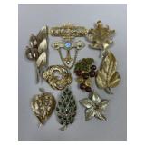Gold Tone Brooches / 10 pc