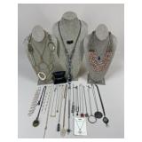 Costume Necklaces & Bracelet / 24 pc