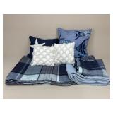 Sz. King Comforter W/ Shams & Throw Pillows+|8 pc