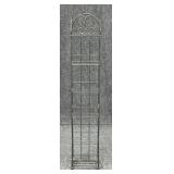 Metal Storage Rack w / Scroll Design