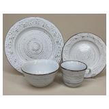 Pfaltzgraff 'Trellis White' Dinnerware| 18 pc